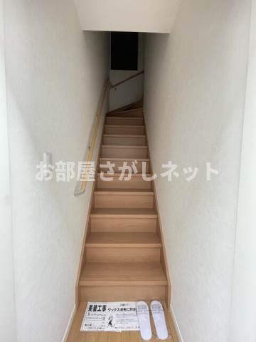 レジデンス下北沢【おとり物件なし】#学生・社会人にオススメ！初期費用分割払いOK！の玄関