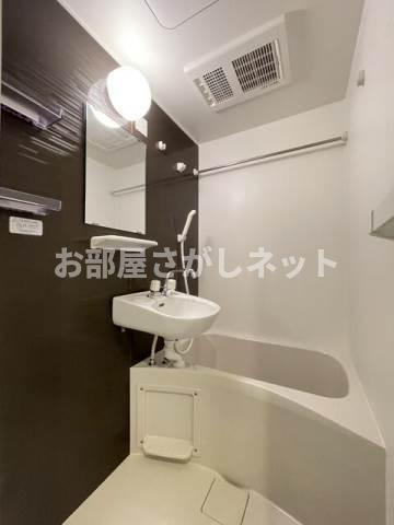 レジデンス下北沢【おとり物件なし】#学生・社会人にオススメ！初期費用分割払いOK！の浴室