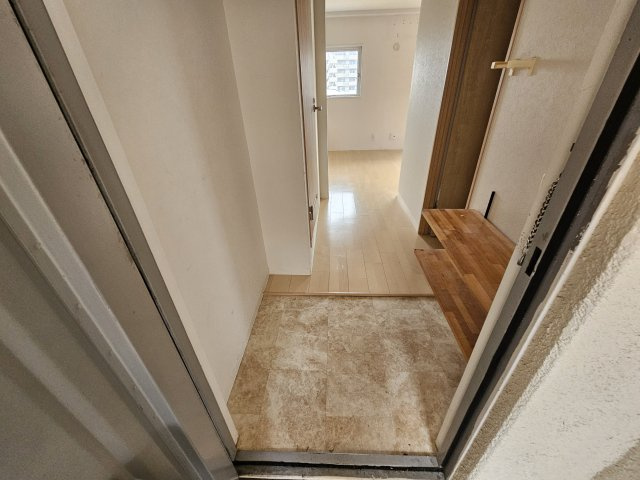メゾン土山の玄関
