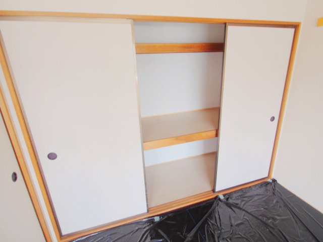 セジュール福島A棟の収納