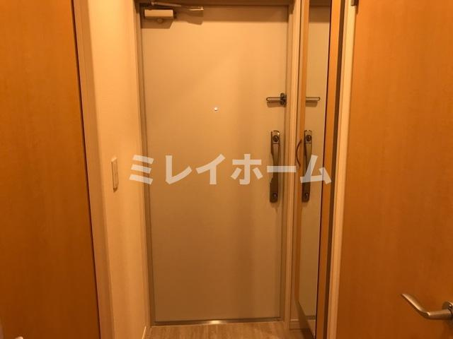 Grand Next上池台の玄関