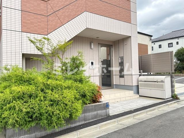 Grand Next上池台のエントランス