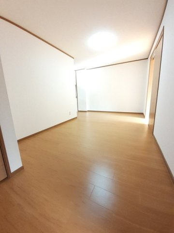 メゾンフルールＣの居間・リビング