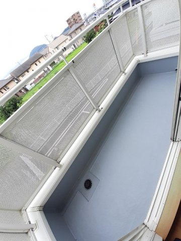 ノイ・グランツＪのバルコニー