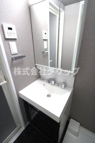 S-RESIDENCE横浜子安abreastの独立洗面台