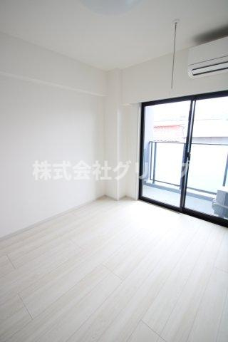 S-RESIDENCE横浜子安abreastの洋室