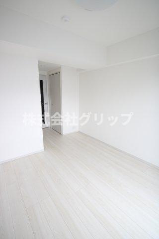 S-RESIDENCE横浜子安abreastの洋室