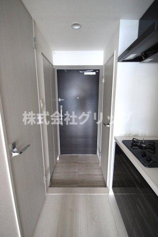 S-RESIDENCE横浜子安abreastの玄関