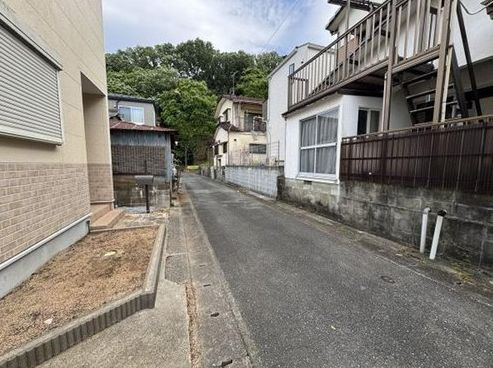 福岡市東区香椎5丁目中古戸建の前面道路含む現地写真