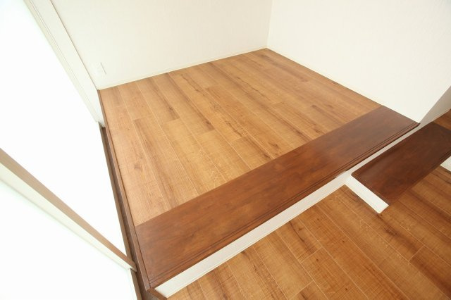 早川コーポの収納|洋室に床下収納完備しています！