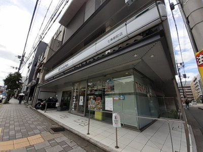【周辺】 | サンシャイン中川 | ファミリーマート七条新町店まで40m