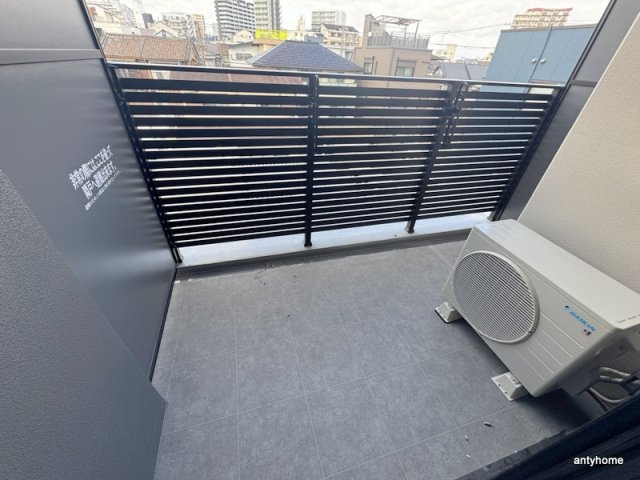 Louis Residence 天王寺町北　仲介手数料無料のバルコニー