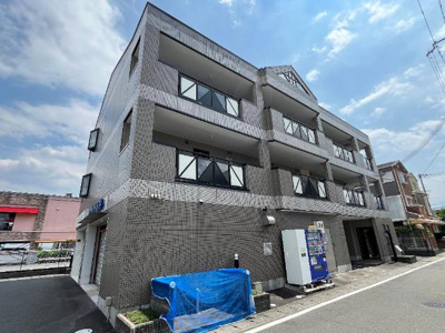 【外観】 | プリベール上桂 | 外観写真（昼）