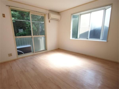 【居間・リビング】 | リヴレーヌ弐番館 | な居間です