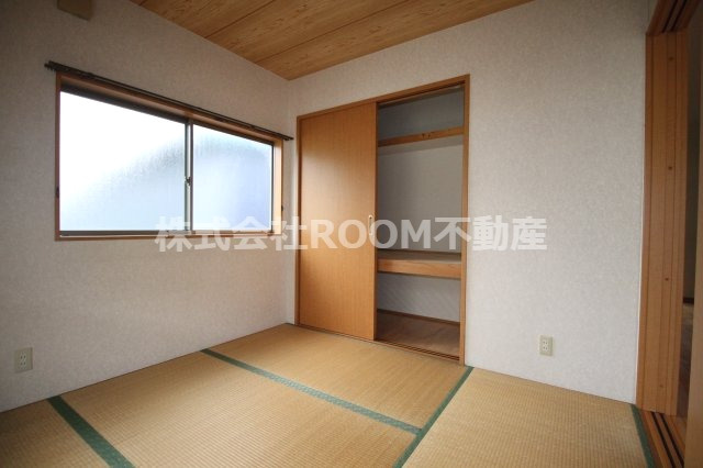 北薗貸家(神之山町)の和室|和室があれば、来客や子供用のスペースとして活躍します