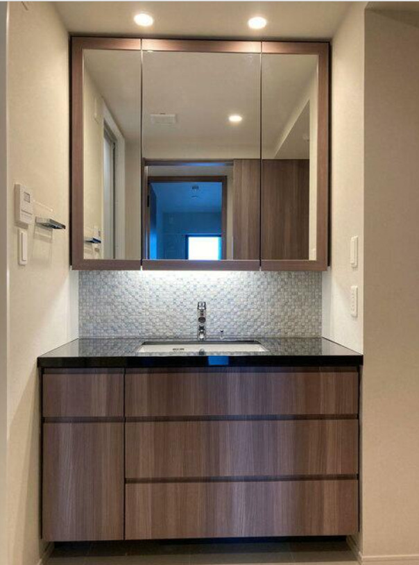 【独立洗面台】