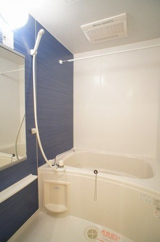 リバーサイド　レジデンスの浴室|きれいなお風呂です