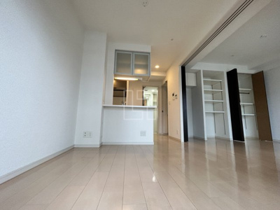 【居間・リビング】 | エステムエグゼ心斎橋 | エステムエグゼ心斎橋　リビング・ダイニングスペース