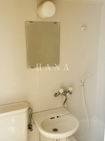 グリーンヴィレッジの洗面所|※別号室参考写真
