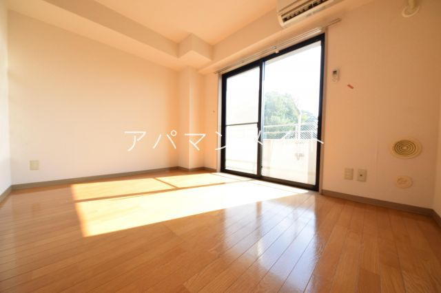 【寝室】 | ドエリング東戸塚 | 落ち着いて過ごせるお部屋なので、寝室にいかがでしょうか