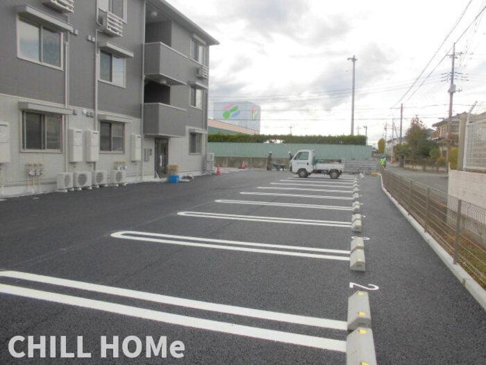 リヴェールマリーズ　Ｄの駐車場|他社様掲載物件もまとめてご紹介、ご案内可能です(^^)/
