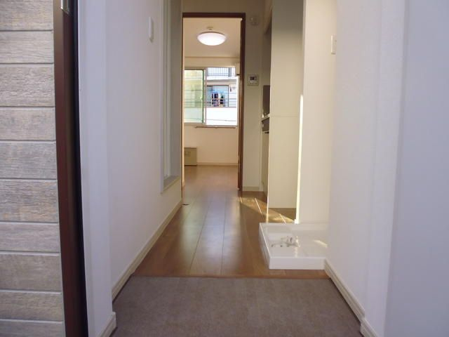 マーベラス府中・栄町の玄関