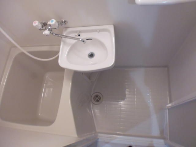 マーベラス府中・栄町の浴室