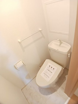 【トイレ】 | Ｍｏｄｅｓｓａ高砂 | シンプルで使いやすいトイレです
