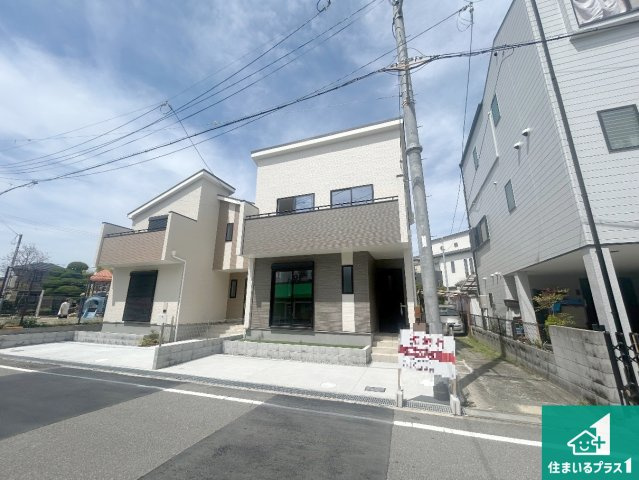 伊丹市昆陽泉町　新築一戸建ての外観|安心の10年保証！外観を美しく保ち、雨水で汚れを落とします！気になることがありましたら、お気軽にお問い合わせください！