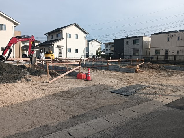 佐賀市木原　第6　3号棟の前面道路含む現地写真|前面道路含む現地写真です