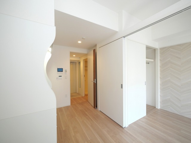 セレニテ新大阪グランデミリューの居間・リビング