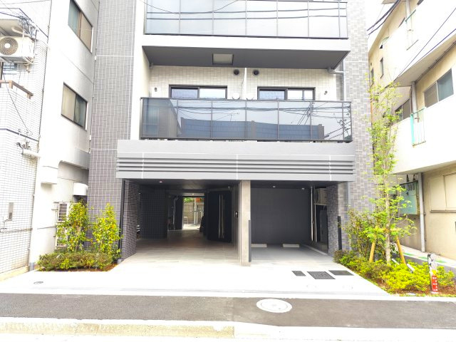 プロスタイルウェルス新小岩のエントランス