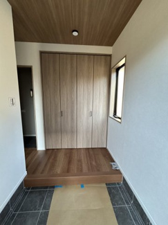 【玄関】 | 岸和田市葛城町　戸建て