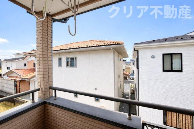 【バルコニー】 | 高崎市飯塚町　中古住宅