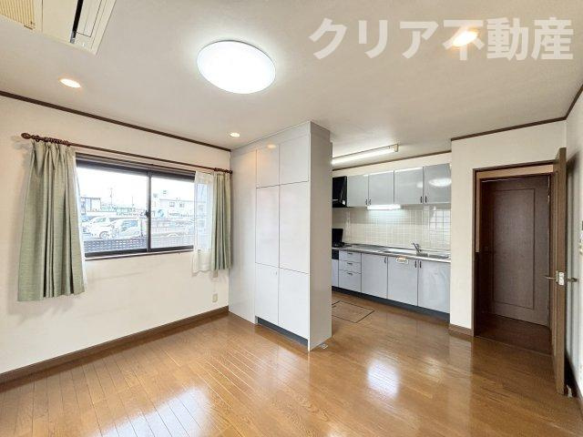【居間・リビング】 | 高崎市飯塚町　中古住宅