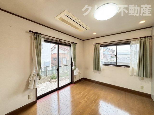 【居間・リビング】 | 高崎市飯塚町　中古住宅