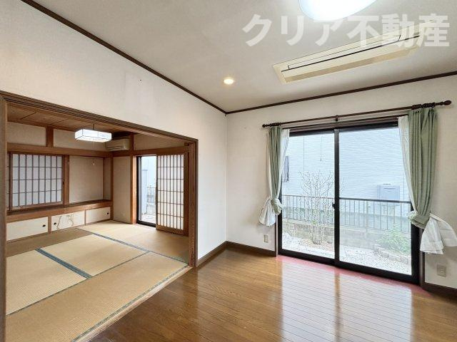 【居間・リビング】 | 高崎市飯塚町　中古住宅
