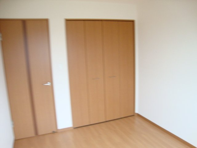 ワイワイ・ハウス杉木田の収納|洋室・収納