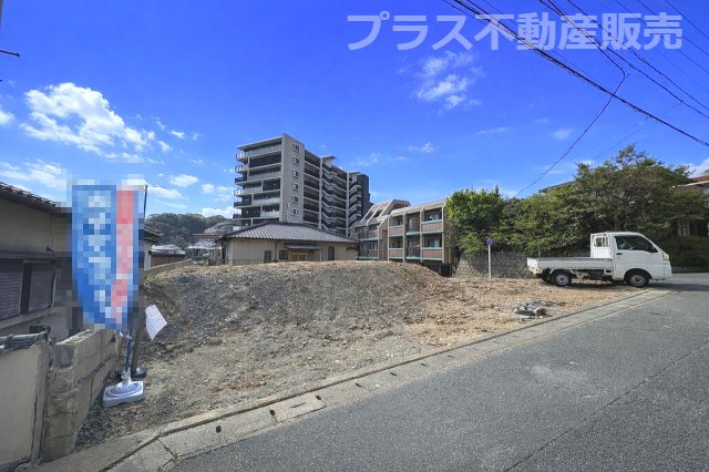 【外観】 | 福岡市南区寺塚2丁目25-1期　1号棟（全3棟）【仲介手数料無料・0円】 | 現地写真。プラス不動産販売なら、現場の全ての棟をまとめてご見学頂けます。