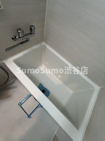 レジディア恵比寿の浴室|落ち着いた空間のお風呂です
