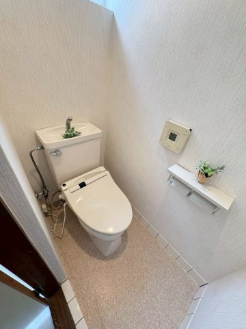 上大市4丁目貸家のトイレ
