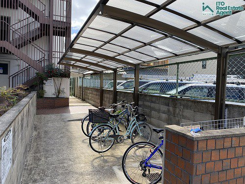 白川セントラルハイツの駐輪場