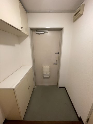 マインドパレス須磨浦の玄関