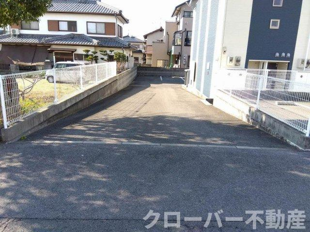 レオネクストエトワール　富士見の駐車場