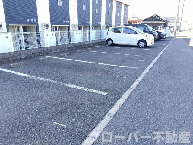 レオネクストエトワール　富士見の駐車場