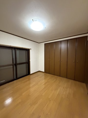 ハイツ森本の洋室