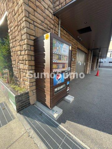 プレジオ神戸WESTのエントランス|落ち着いたエントランスです