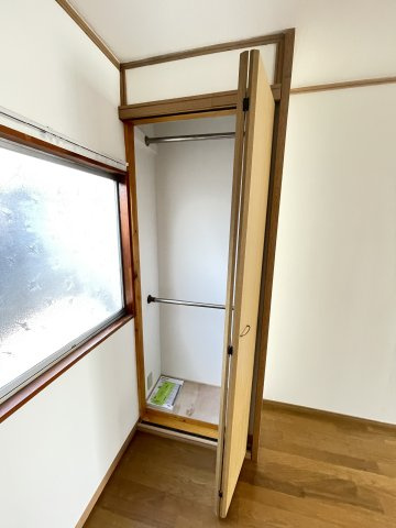 吾妻通６丁目貸家の収納