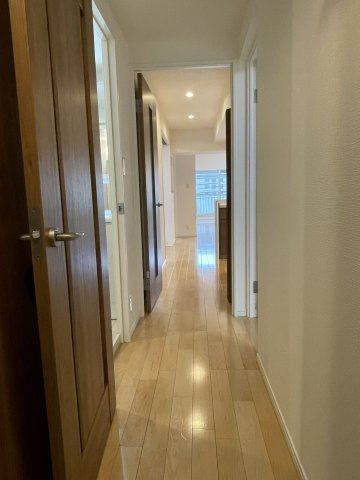 芦屋松浜ハイツの玄関