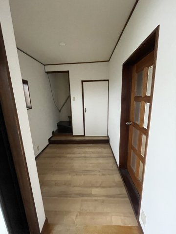 上細沢戸建ての玄関